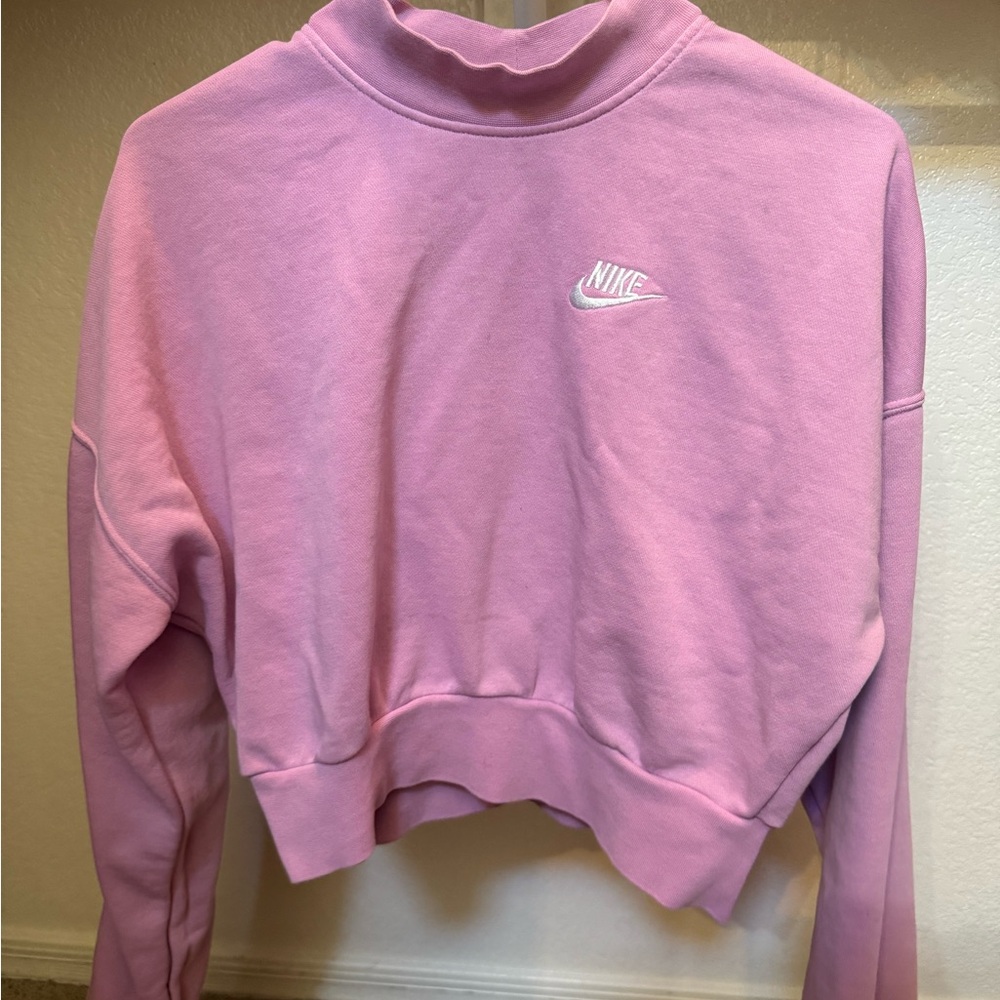 Nike Women's Soft Pink Cropped Hoodie